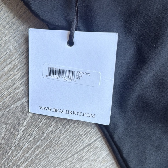 NEW Beach Riot Mia Black Double Knot One Piece Swimsuit XS - Picture 8 of 11